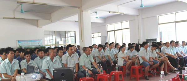 熱烈祝賀2015年8月份佛山興順精密模具有限公司管理升級(jí)誓師大會(huì)順利召開(kāi)！