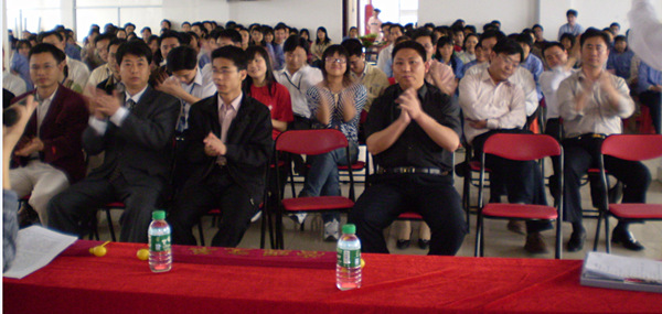 2012年7月18日，舜龍管理升級誓師大會召開