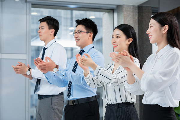 目標(biāo)設(shè)定與追蹤：明確目標(biāo)，確保績效達(dá)成