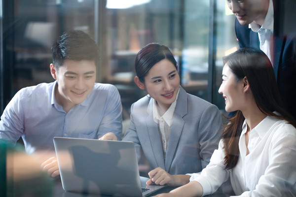 跨部門協(xié)同的績(jī)效管理：打破部門壁壘，提升整體效能