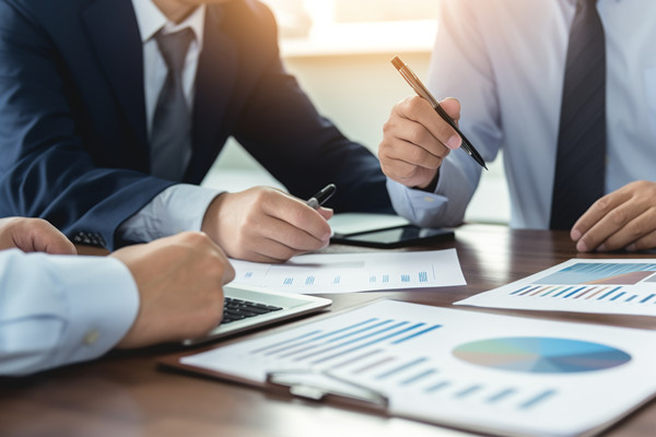 企業(yè)設(shè)立預(yù)算管理小組是不是由個(gè)人組建的？