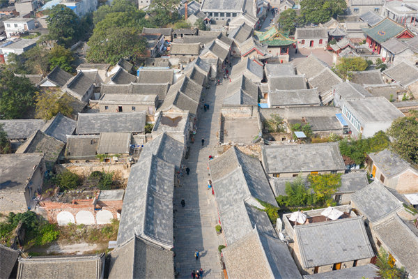 許昌本地管理咨詢團(tuán)隊(duì)如何助力企業(yè)轉(zhuǎn)型升級(jí)？