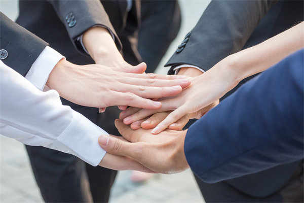 員工激勵(lì)策略：如何精準(zhǔn)匹配個(gè)人需求與企業(yè)目標(biāo)？