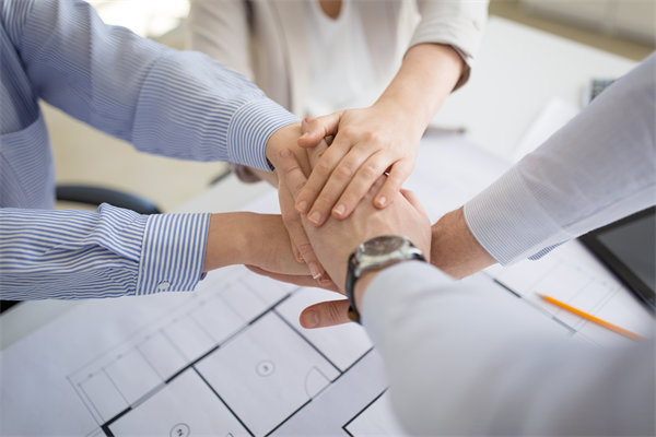 集團管控如何促進企業(yè)文化建設(shè)，增強內(nèi)部凝聚力？