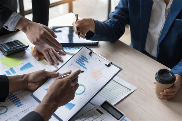 信息流通障礙：如何確保集團(tuán)內(nèi)部管控信息的暢通？