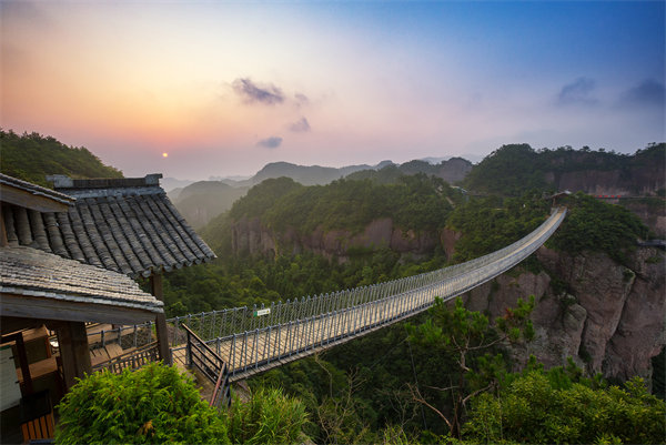 臺州管理咨詢機構(gòu)如何助力企業(yè)戰(zhàn)略規(guī)劃落地？