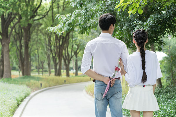 廣東一公司發(fā)錢鼓勵(lì)員工談戀愛，品牌營(yíng)銷怎么看？