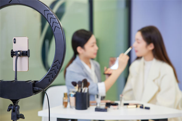 營(yíng)銷咨詢公司的全球化服務(wù)如何助企業(yè)開拓國(guó)際市場(chǎng)？