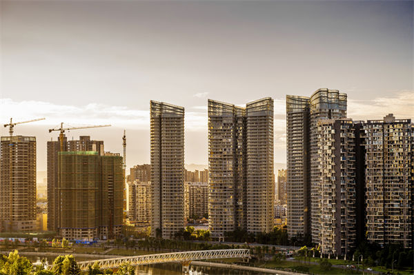 北上廣深樓市集體回暖，對(duì)制造型企業(yè)有何啟示？