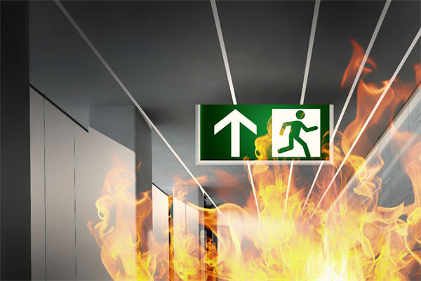 山東化工廠爆炸后樓房僅?？蚣?，對制造業(yè)有何啟示？