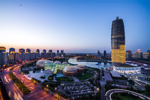 鄭州管理咨詢機(jī)構(gòu)若不懂本地產(chǎn)業(yè)邏輯，怎幫企業(yè)踩準(zhǔn)發(fā)展節(jié)奏？