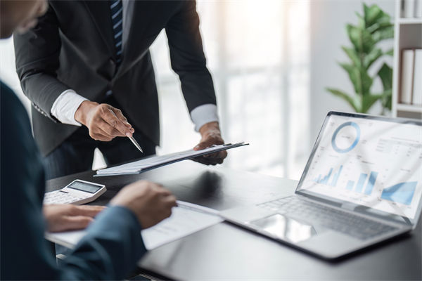 戰(zhàn)略咨詢公司，如何助力企業(yè)設(shè)計(jì)并落地商業(yè)模式？