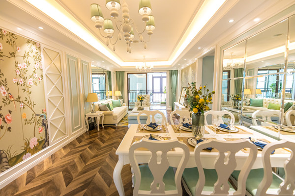 燈飾行業(yè)精益生產(chǎn)管理咨詢公司哪家好，能解小批量定制效率低？